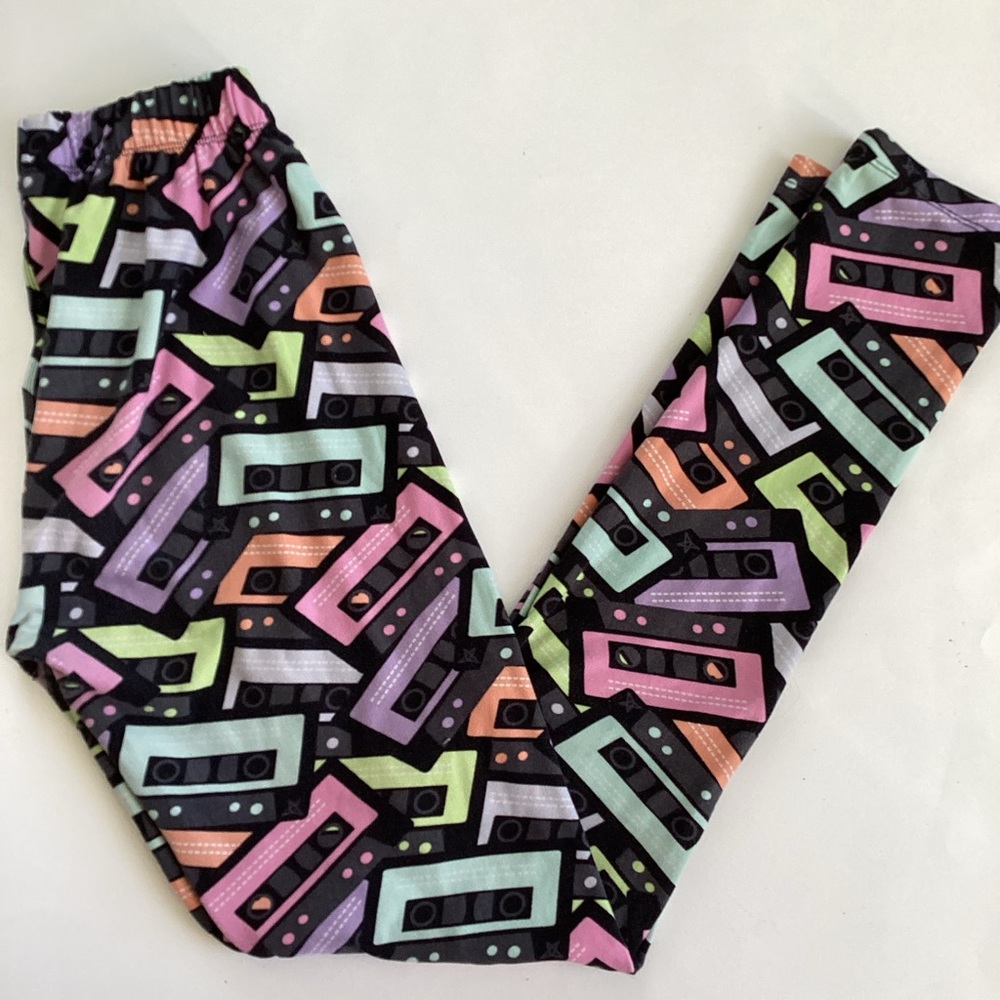 🛍️ 10/💲20🛍️ SWEETLEGS cassette tape leggings